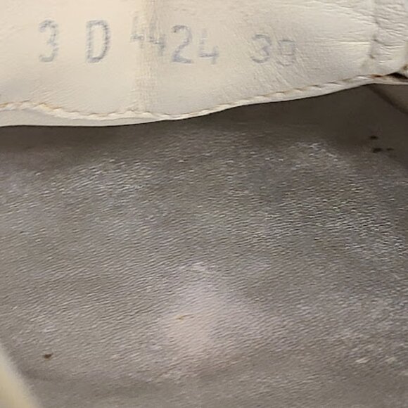 Prada *Vintage* 90s Yellow Patent Leather Logo Loafers EU 39.5/ US 9 or 9.5 - Picture 4 of 8